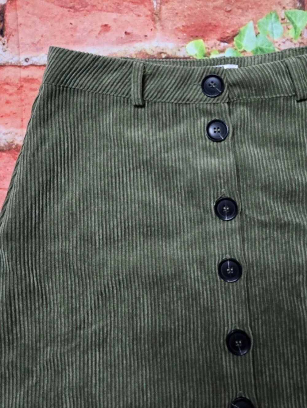 Gilli Olive Green Lightweight Corduroy Front Button Mini Skirt Size Small